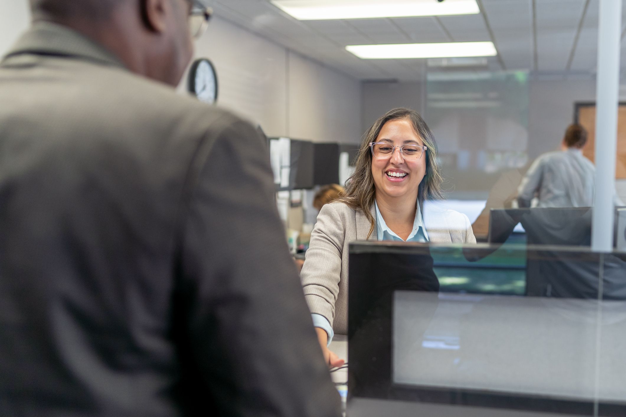 Banking on Your Future: How to Choose the Right Institution for Your Young Family